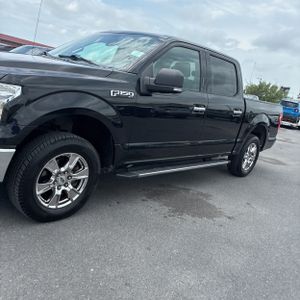 FORD F-150 XLT - 2