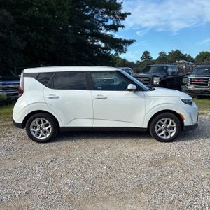 2024 KIA SOUL LX 照片 10