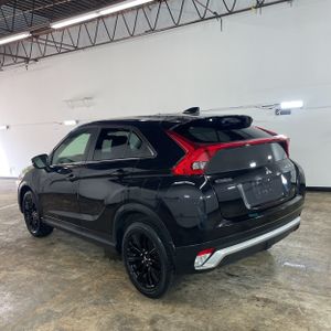 صورة 3 لـ 2018 Mitsubishi ECLIPSE CROSS LE