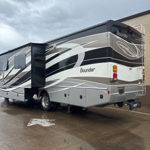 FORD F-53 MOTORHOME CHASSIS - 5