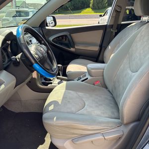 2012 Toyota RAV4 BASE thumbnail 31