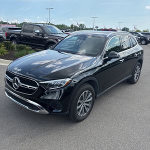 2026 Mercedes-BENZ GLC photo 1