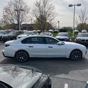 BMW 7 SERIES 740I - 10