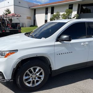 CHEVROLET TRAVERSE LS - 2