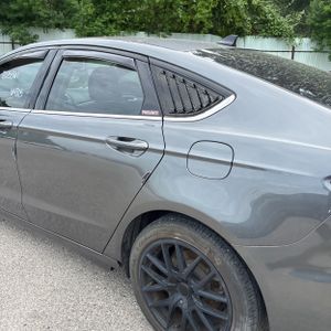 FORD FUSION SE - 6