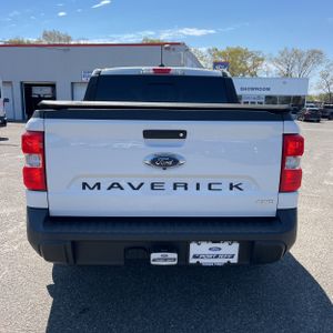 FORD MAVERICK XLT - 7