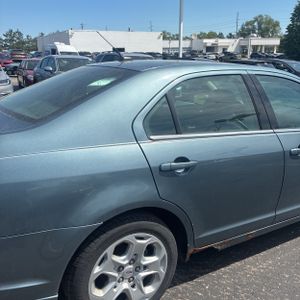 FORD FUSION SE - 9