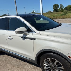 2020 Lincoln NAUTILUS RESERVE 缩略图 13