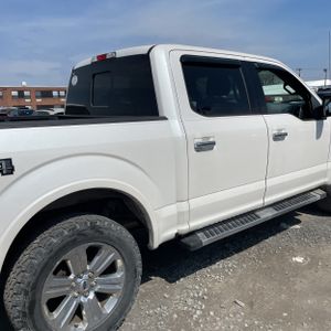 FORD F-150 LARIAT - 8