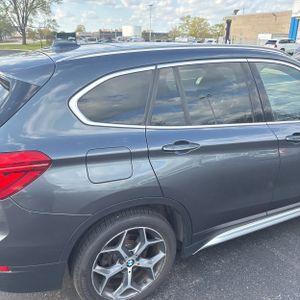 BMW X1 XDRIVE28I - 9