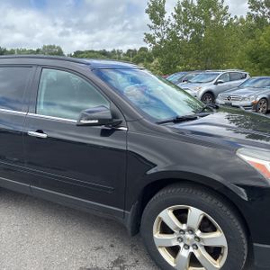 2017 Chevrolet TRAVERSE LT thumbnail 13