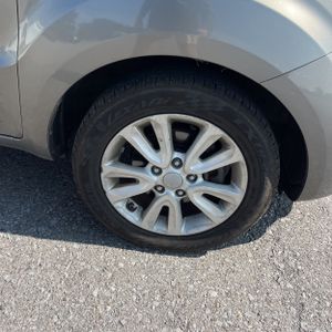 2012 KIA SOUL + thumbnail 20