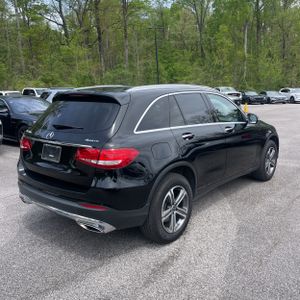 MERCEDES-BENZ GLC - 8