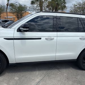 LINCOLN NAVIGATOR RESERVE - 4