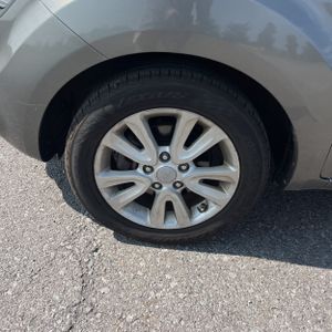2012 KIA SOUL + thumbnail 17