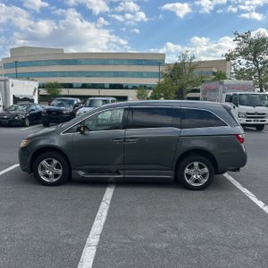 HONDA ODYSSEY TOURING ELITE - 3