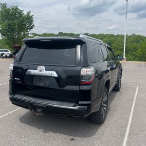 TOYOTA 4RUNNER - 8