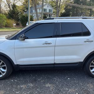 FORD EXPLORER XLT - 4