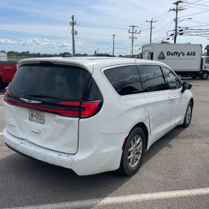 2025 Chrysler PACIFICA SELECT 照片 8