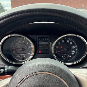 2011 JEEP GRAND CHEROKEE LIMITED — миниатюра 37