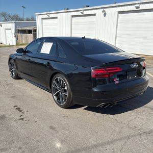 AUDI S8 4.0T PLUS - 5