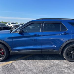 FORD EXPLORER ST - 4