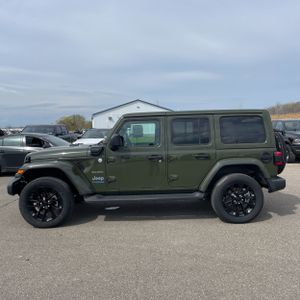 JEEP WRANGLER 4XE UNLIMITED SAHARA 4X4 - 3