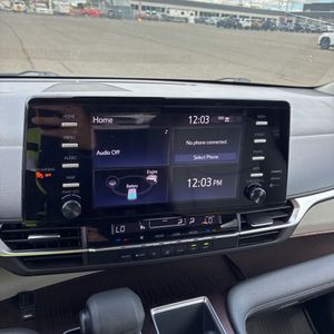 2023 Toyota SIENNA LE 8-PASSENGER 照片 38