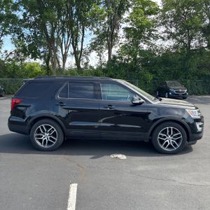 FORD EXPLORER SPORT - 10