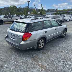 SUBARU OUTBACK BASE - 8