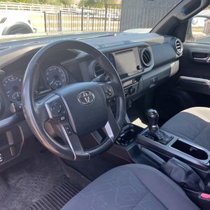 2016 Toyota TACOMA TRD OFF-ROAD — миниатюра 34