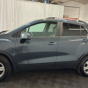 2021 Chevrolet TRAX LT — фото 4