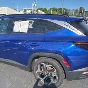 HYUNDAI TUCSON LIMITED - 6