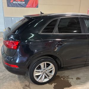 AUDI Q3 2.0T PREMIUM - 9