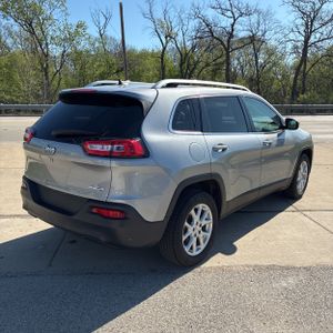 JEEP CHEROKEE LATITUDE - 8
