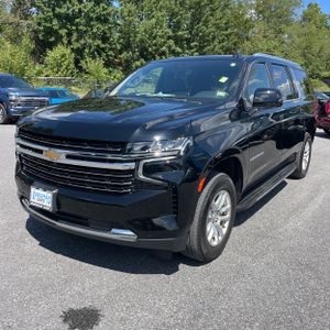 2024 Chevrolet SUBURBAN LT photo 1