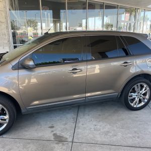 FORD EDGE SEL - 4
