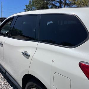 NISSAN PATHFINDER S - 6