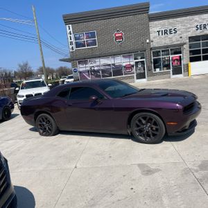 DODGE CHALLENGER SXT - 10