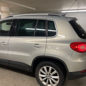 VOLKSWAGEN TIGUAN SE 4MOTION - 6