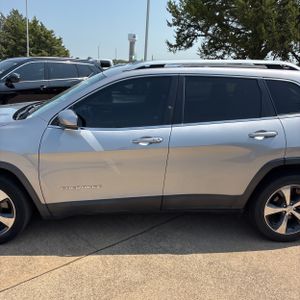 2019 JEEP CHEROKEE LIMITED 照片 4