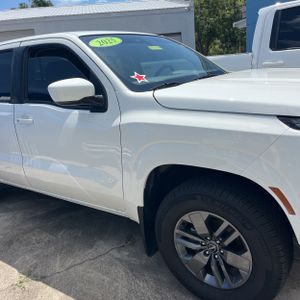 صورة مصغرة 13 لـ 2025 Nissan FRONTIER SV