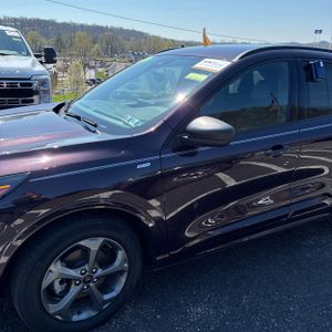 FORD ESCAPE ST-LINE - 2
