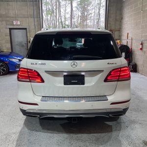 MERCEDES-BENZ GLE - 7