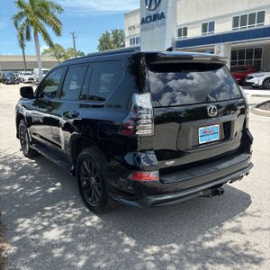 صورة 4 لـ 2023 Lexus GX 460 BASE