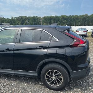 2022 Mitsubishi ECLIPSE CROSS ES photo 6