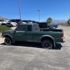 FORD RANGER XLT - 3