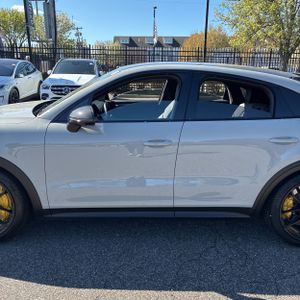 PORSCHE CAYENNE - 4