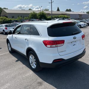 2018 KIA SORENTO LX — фото 5