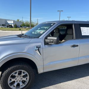 FORD F-150 XLT - 2